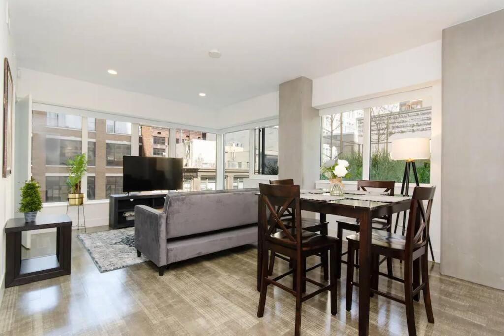 Appartement Stylish 3bed Highrise With Pool, Spa, Rooftop Deck Los Angeles